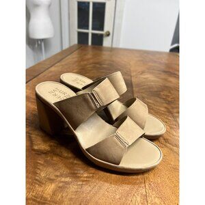 Naturalizer Women’s 7 Chunky Block Heels Sandals Tan Leather Slip On Comfort